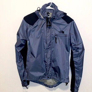 The North Face  Air Swoosh Blue /Black Two Tone Full Zip Nylon Jacket Windbreak